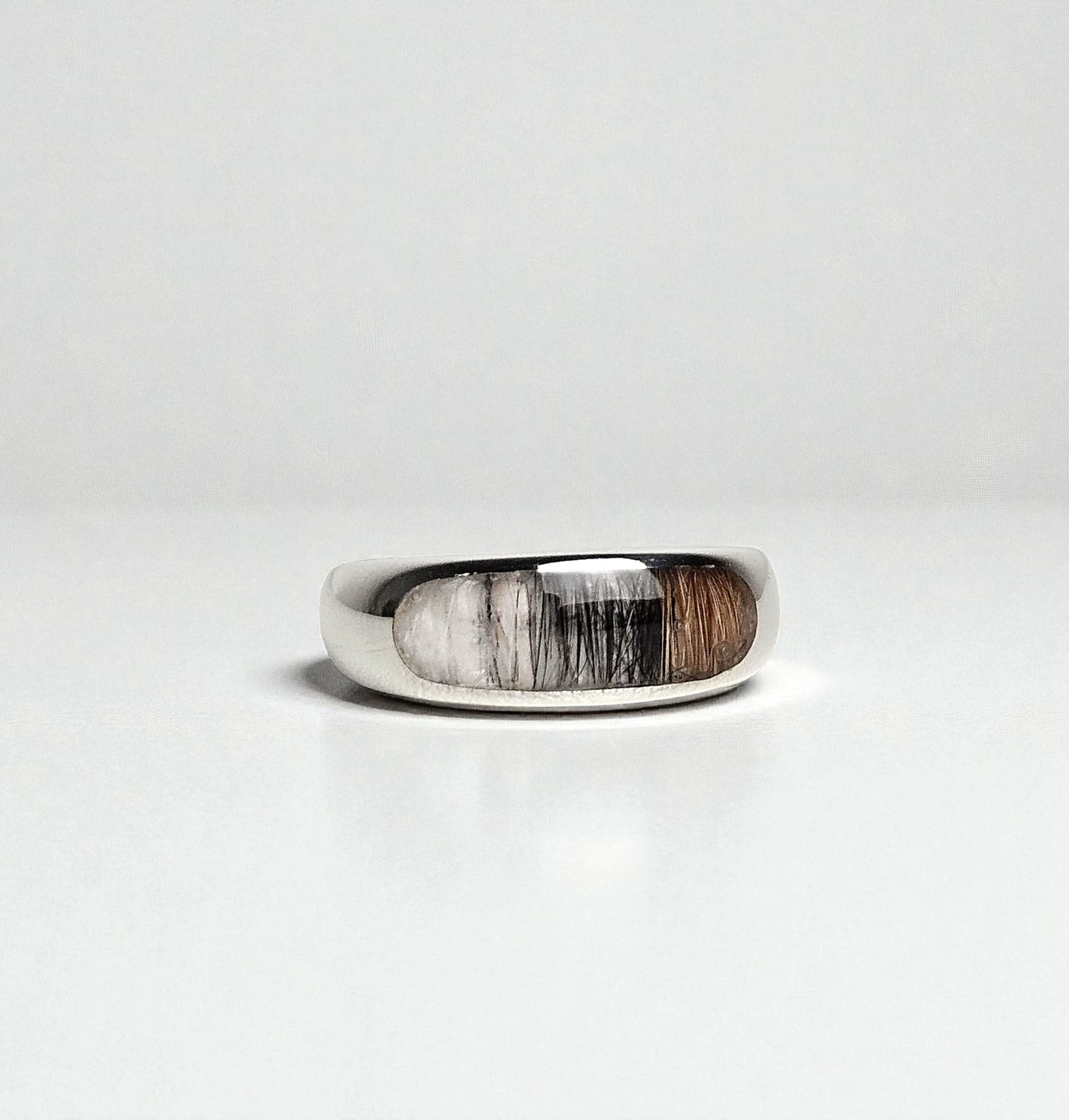Classic Capsule Ring - Lock of Fur Memorial Ring