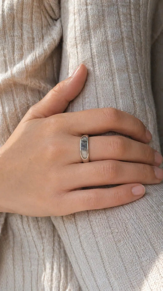 Classic Capsule Ring - Lock of Fur Memorial Ring